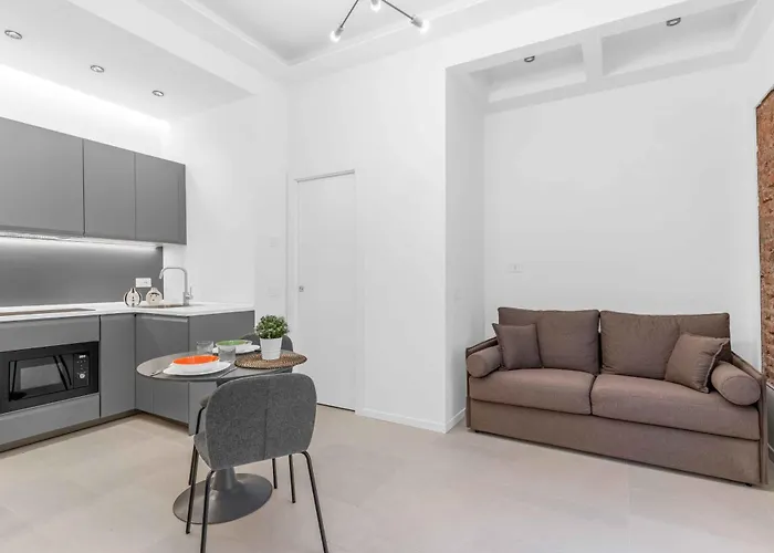 Le23 Duomo-Loreto - Central - Modern