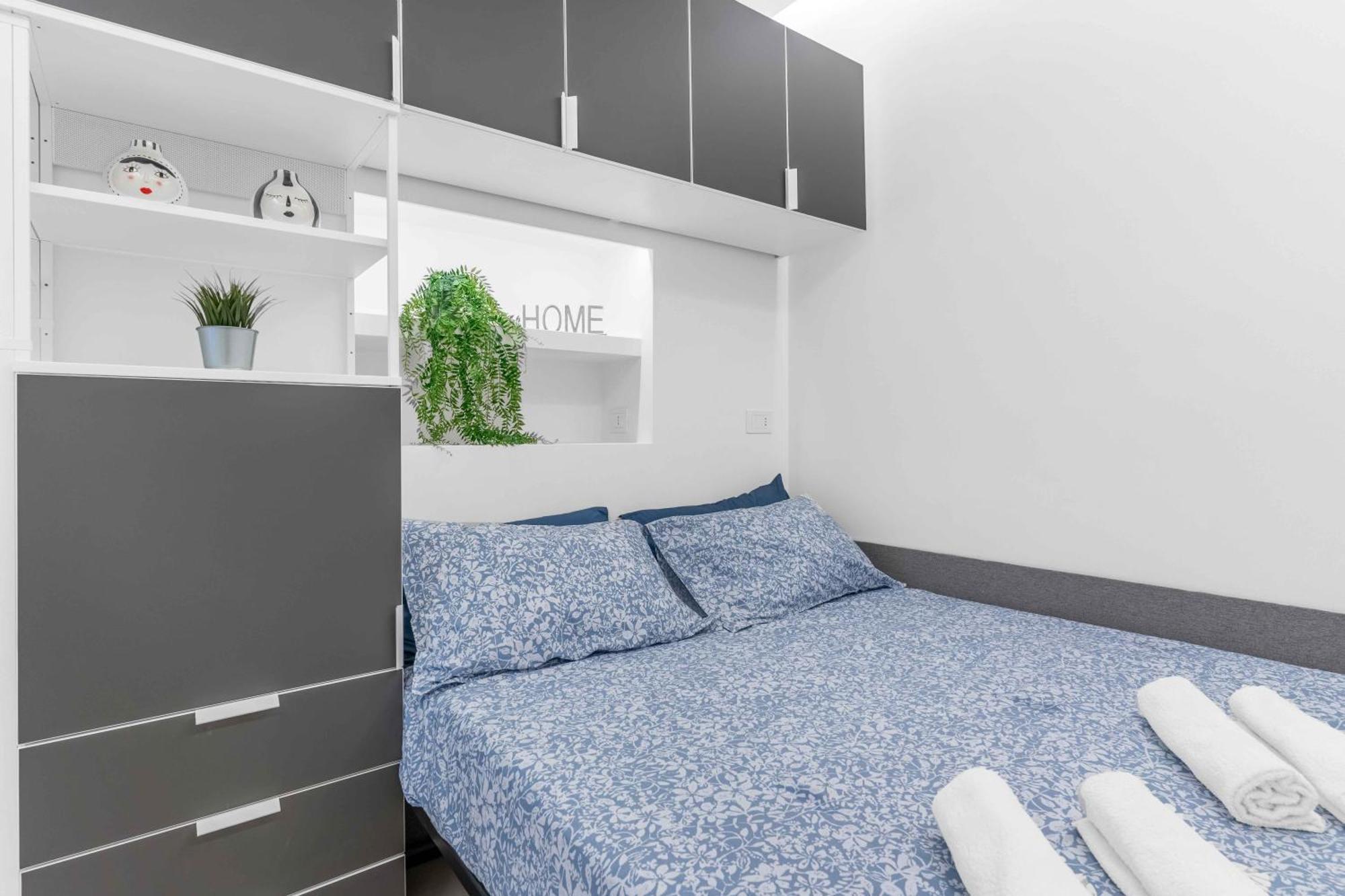 Apartamento Le23 Duomo-loreto - - Modern *